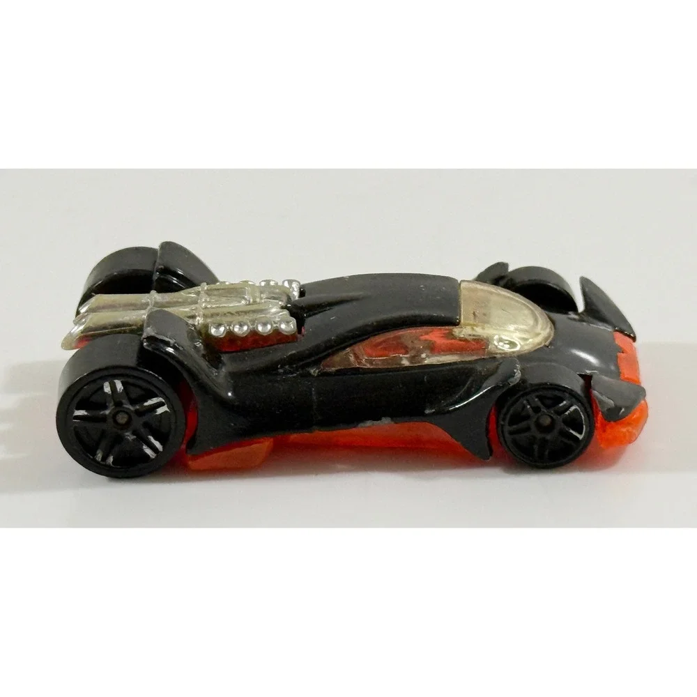 Hot Wheels Vulture Diecast Car Kids 1:64 Black Orange Futuristic Racing Toy